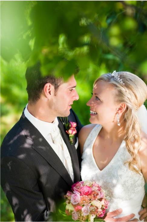 How to Look Your Best in Photos on Your Wedding Day by SommerSparkle