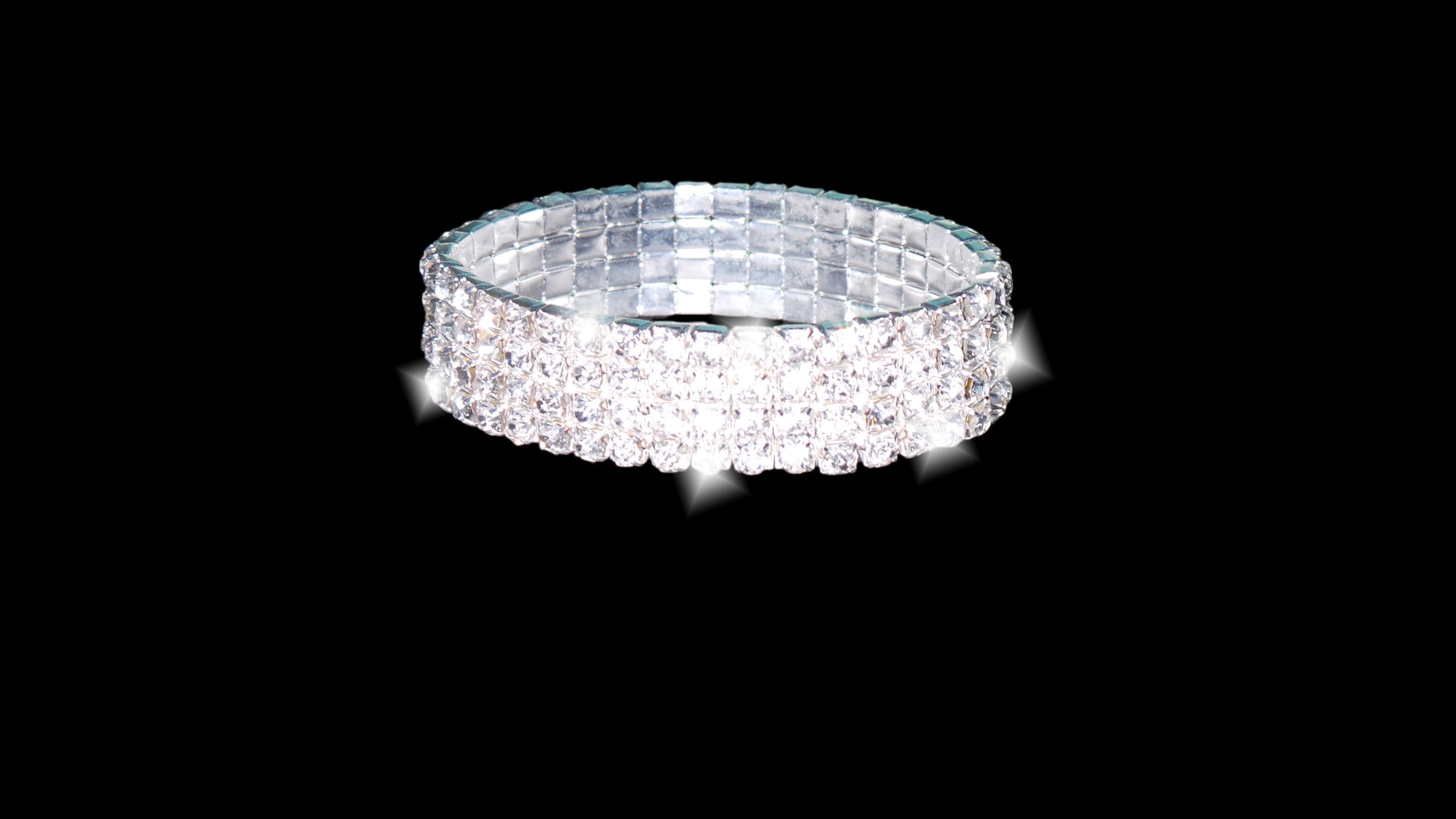 Sparkling Crystal Bracelet, Bring back the Glamour to Your Life with this Stunning Sparkling stretch bracelet, encrusted with a mutitude of sparkly crystals
